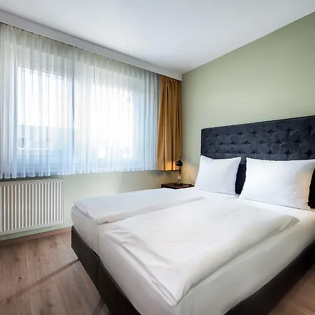 Days Centre Hotell 3*
