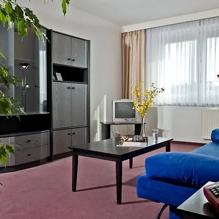 Days Centre 酒店 3*