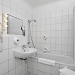 Days Centre Hotel 3*